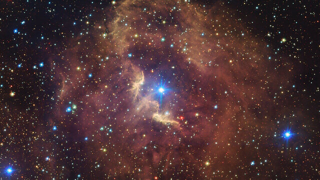 Take a tour of the stunning Gum 41 nebula