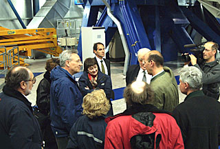 Commissioner Busquin visits Paranal II