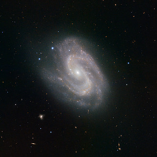 HAWK-I Instrument Spies a Super Galaxy