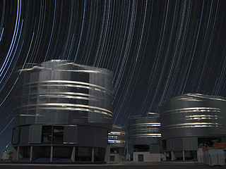 Estrellas Bailando sobre el VLT
