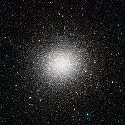VST-billede af den gigantiske kuglehob Omega Centauri