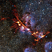 Stjärnbildningsområdet Cat’s Paw Nebula genom ArTeMiS:s ögon