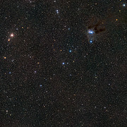 Okolí hvězdy MWC 480 na obloze
