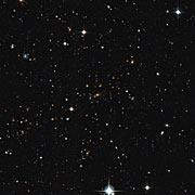 Veduta in luce visibile di un ammasso di galassie distante scoperto nella survey XXL