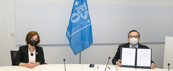 Unterzeichnung der Partnerschaftsvereinbarung zwischen der ESO und Australien