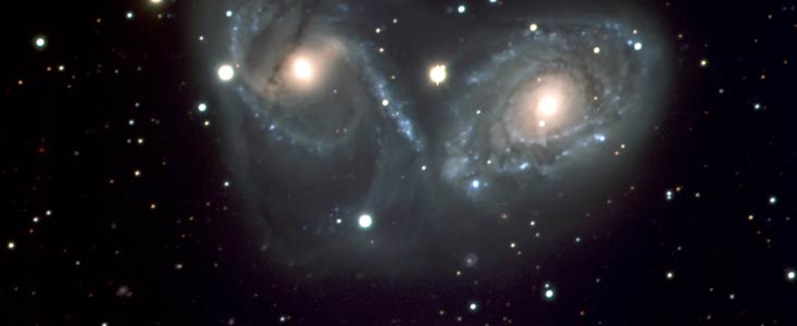 Cosmic ballet or devil's mask - galaxy triplet NGC 6769-71 (VLT MELIPAL + VIMOS)