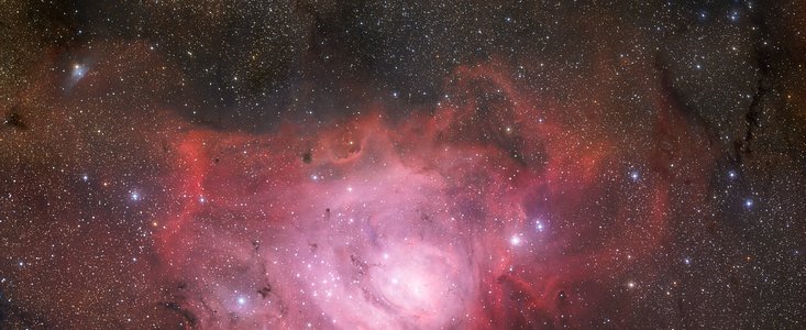 Paisagem estelar de 370 milhões de pixeis da Nebulosa da Lagoa