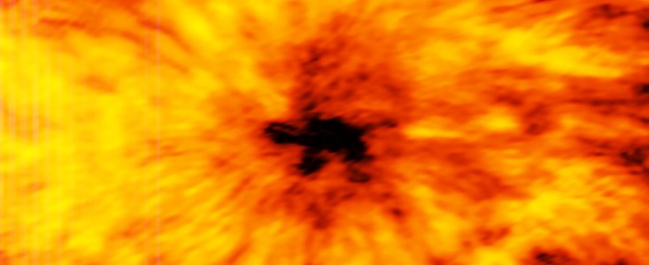 Pozorování velké sluneční skvrny pomocí ALMA (na vlnové délce 1,25 mm)