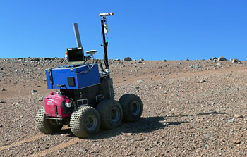 Un vehículo autodirigido que viajará a Marte, a prueba en el Observatorio Paranal de ESO