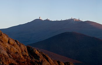 Mounted image 009: La Silla Observatory