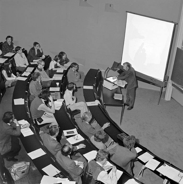 First colloquium at ESO HQ, 1980