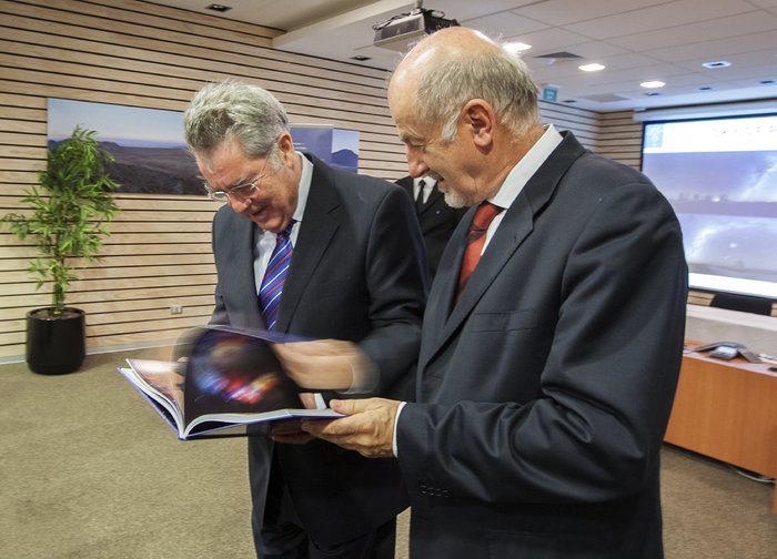 The President of Austria, Heinz Fischer is presented with the book Europe to the Stars