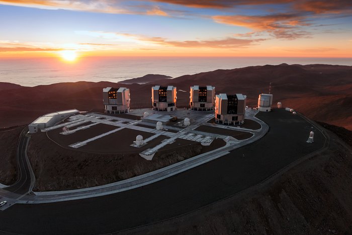 Paranal and the Pacific at sunset