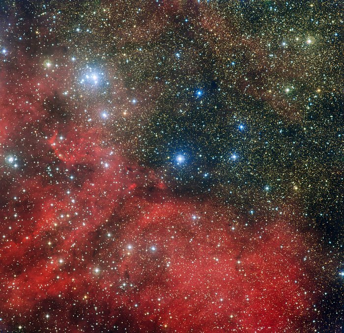 Tähtijoukko NGC 6604 ympäristöineen