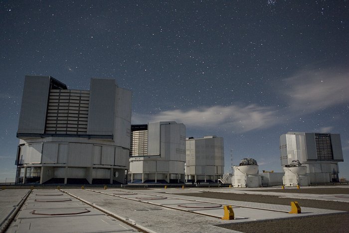VLT Unit Telescopes under a starry sky