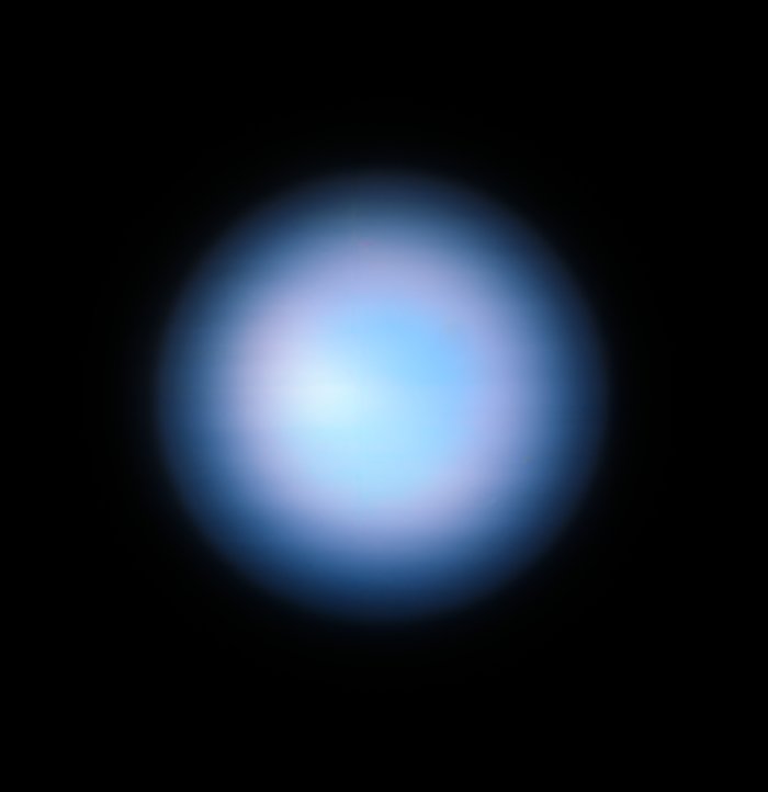 Neptune from the VLT without MUSE Narrow Field Mode adaptive optics