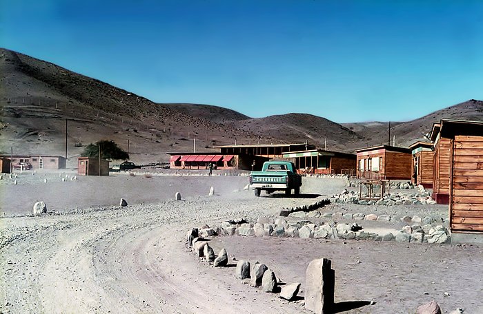 Pelicano plain, the entrance to La Silla, during the early days