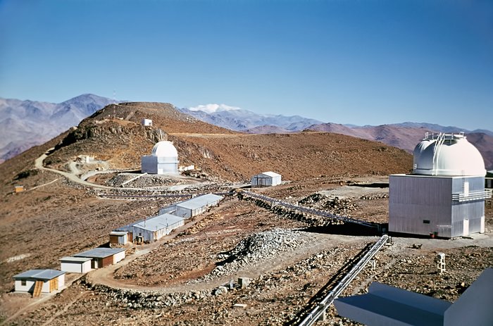 Uno sguardo al Passato — L'Osservatorio La Silla nel passato e nel presente (foto storica) 