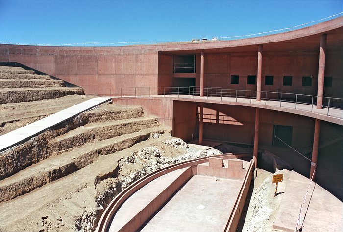 A Residencia Paranal do ESO em construção