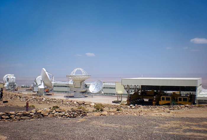 ALMA antennas eager to reach the Chajnantor plateau