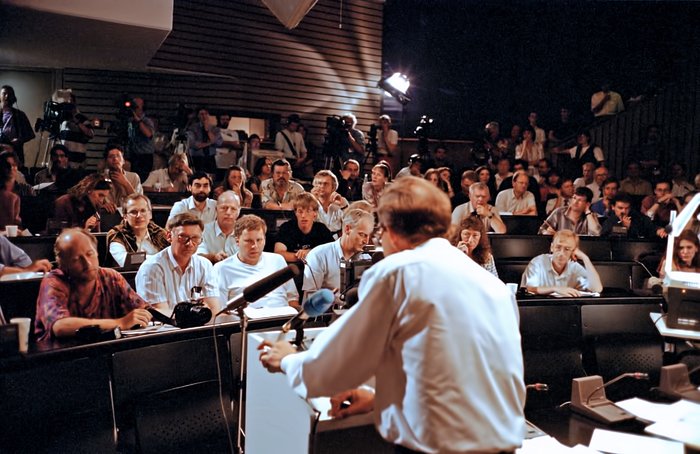 Auditorium during comet Shoemaker–Levy 9 symposium, July 1994.