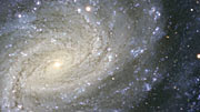 Panorâmica sobre a nova imagem VLT da galáxia espiral NGC 1187