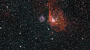 Zoomaten hohtaviin kaasupilviin NGC 2014 ja NGC 2020