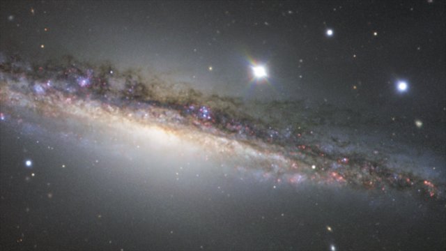 Panorámica sobre la nueva imagen de NGC 1055