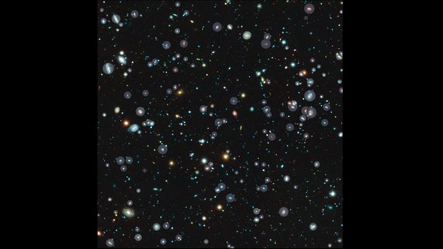 O MUSE mapeia distâncias no Campo Ultra Profundo do Hubble