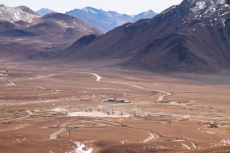 14 Antennas at the ALMA AOS