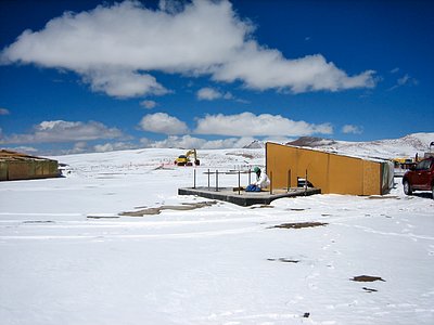 Chajnantor early buildings