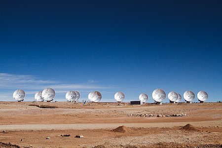 14 Antennas at the ALMA AOS