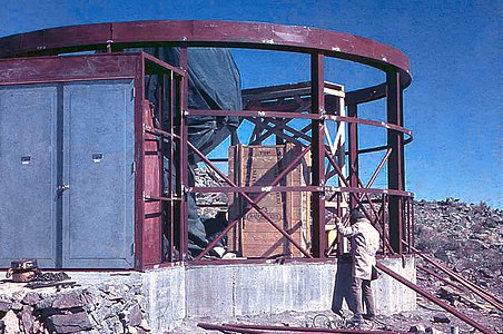 Assembling the ESO 1-metre telescope