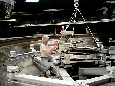 MELIPAL M2 Mirror in the coating tank