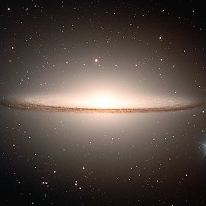 Feine Schattierungen in der Sombrerogalaxie