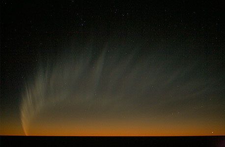 Comet McNaught over the Pacific