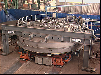 The Giant Coating Plant for the ESO VLT