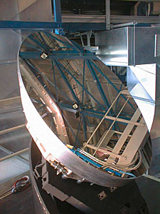 Second 8.2-m VLT Mirror and its Cell Arrive at Paranal