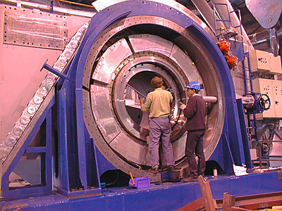 Installation Work on VLT UT2