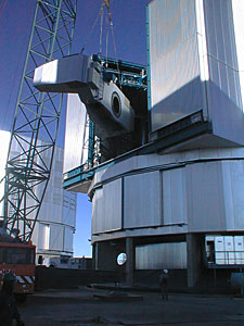 Installation of the VLT UT3 centrepiece