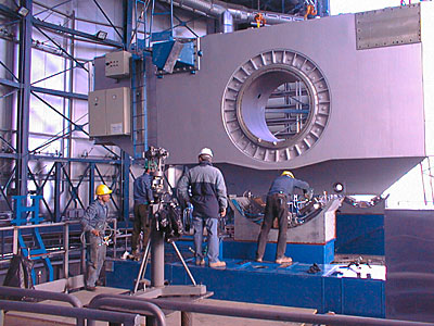 Installation of the VLT UT3 centrepiece