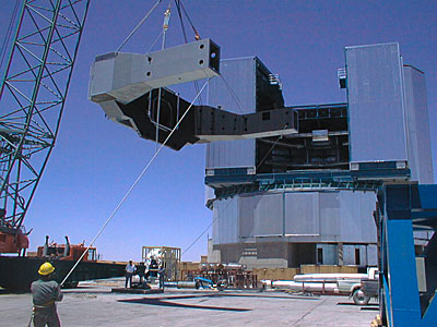 Installation of the VLT UT3 centrepiece