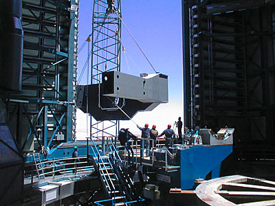 Installation of the VLT UT3 centrepiece