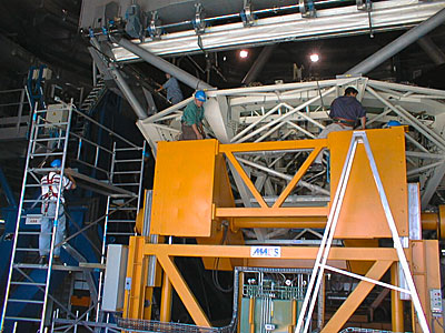 The Dummy Mirror in the UT2 Structure
