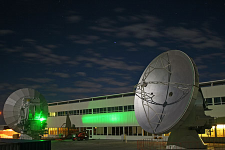 ALMA OSF at night