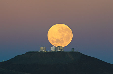 Dramatic Moonset