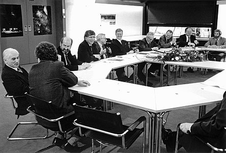 Harry Van Der Laan at the Contract Signature with AMOS for the Auxiliary Telescopes
