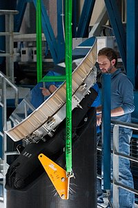 Removing tertiarty mirror for recoating