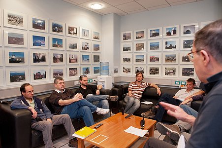 VLT handover meeting