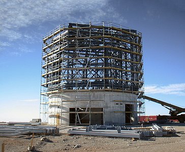Building VISTA, the World’s Largest Survey Telescope (historical image)